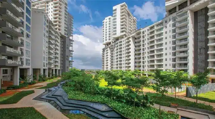 Embassy Lake Terraces